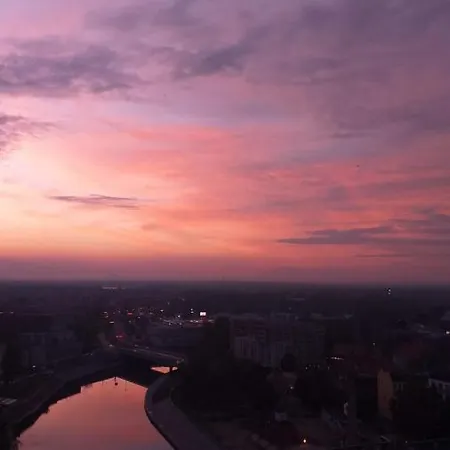 Atal Towers Prywatny * Вроцлав