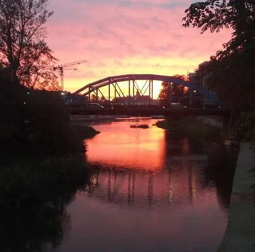 Atal Towers Prywatny ヴロツワフ